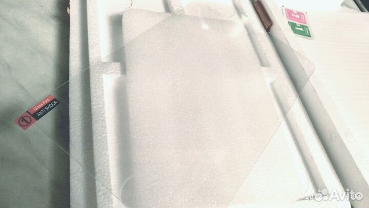 Стекло защитное для Samsung E 9,6