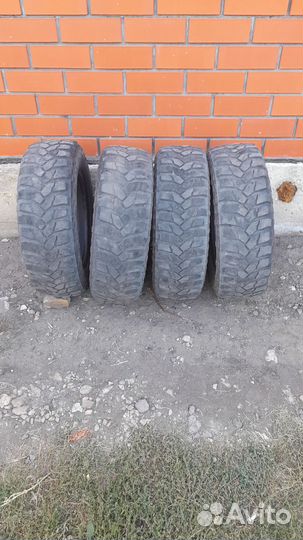 Maxxis M8060 Trepador Radial 205/70 R15C 104Q