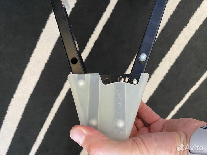 Стойка для гитары