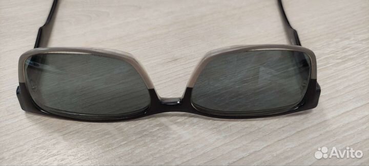 Очки со стёклами -0.5(для дали)