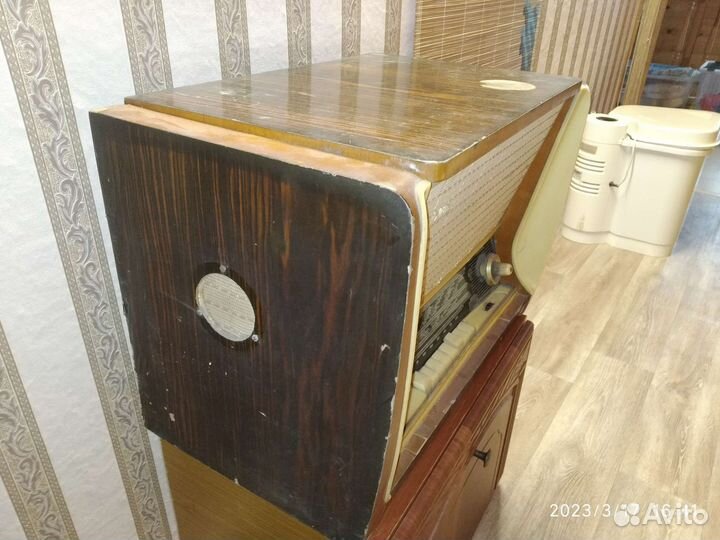 Ламповая радиола Латвия