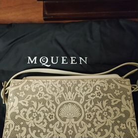 Alexander mcqueen клатч