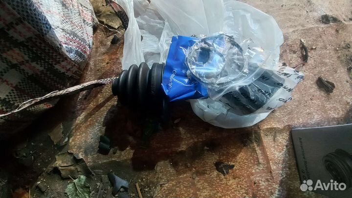 Граната внутреняя левая на фольсваген тигуан