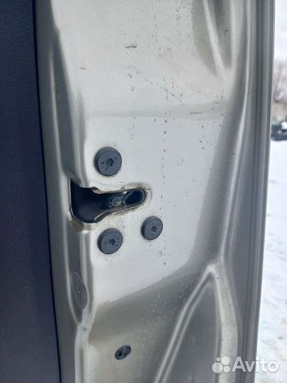 Замок передней правой двери renault logan 2