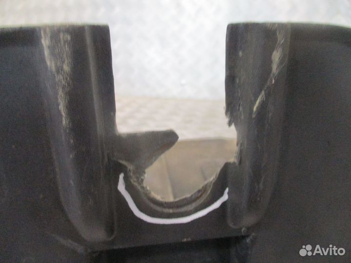 Крышка ящика акб MAN 81418600139