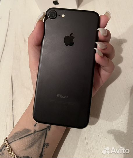 iPhone 7, 128 ГБ