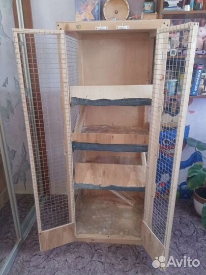 Витрина клетка для животных