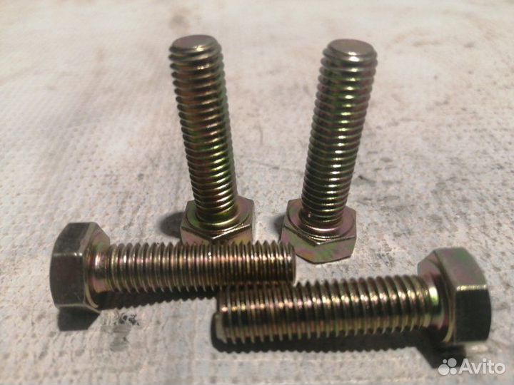 Болт М8Х1,25Х30 Cummins 6Isbe