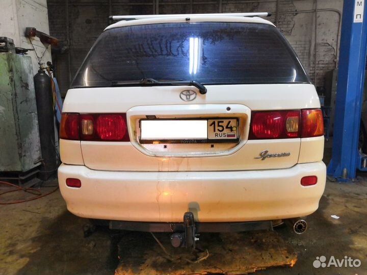 Фаркоп на Тойота Ипсум-Гая 1996-2001 г