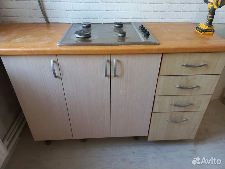 Продам кухонные шкафы