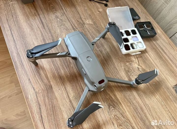 Квадрокоптер DJI Mavic 2 PRO Fly More Combo