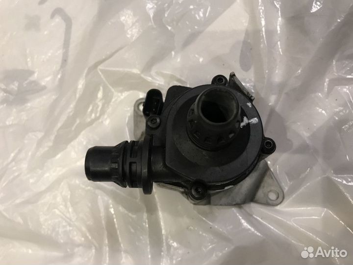 Насос антифриза дополнительный BMW X5 F15 2014