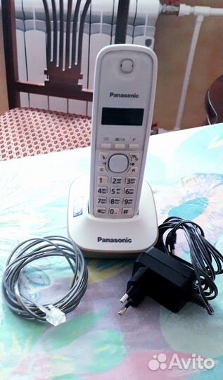 Стационарный телефон panasonic