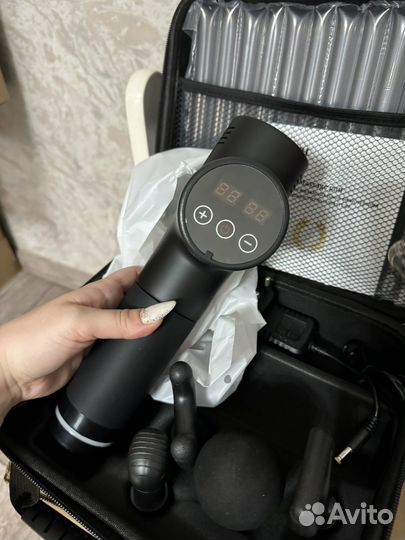 Перкуссионный массажер новый