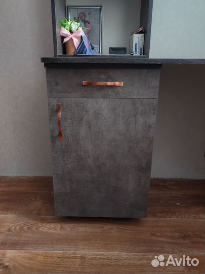 Компьютерный стол лофт