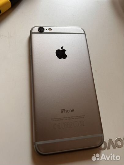 Телефон iPhone 6