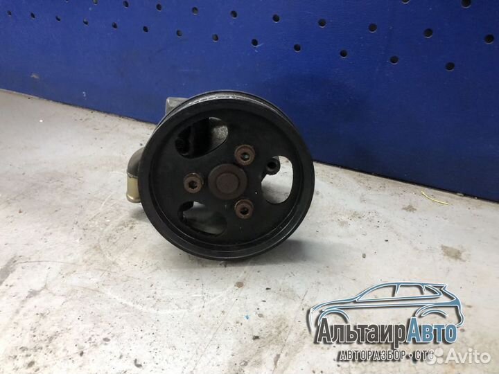 7L6422154E Насос гур Volkswagen Touareg 3,2 бензин