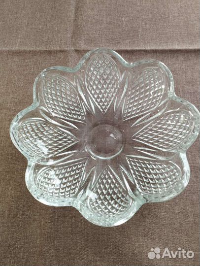 Хрустальные салатники, конфетницы