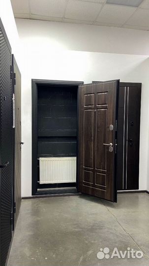 Входная дверь