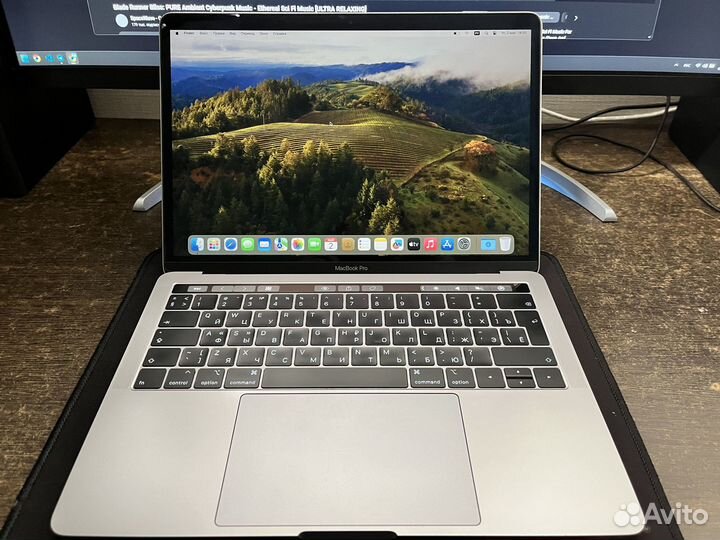 Macbook pro 13 2019 touch bar