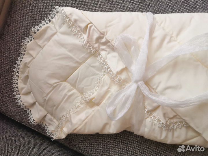 Конверт на выписку с красивой пеленкой