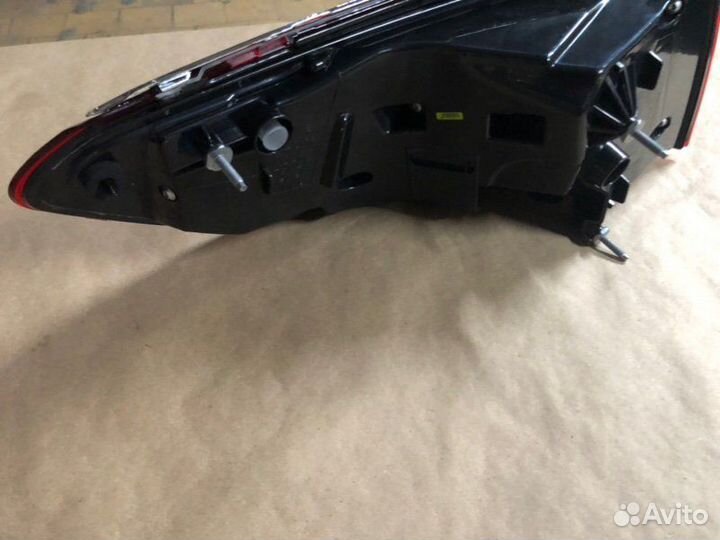 Фонарь задний правый Mercedes-Benz Gls-Class X167