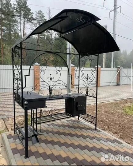 Беседка с мангалом