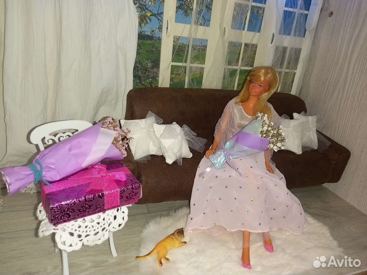 Диван для кукол Барби,Фицен и других