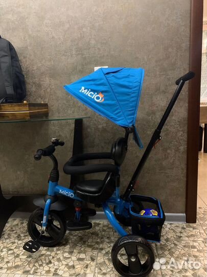 Новый трехколесный велосипед