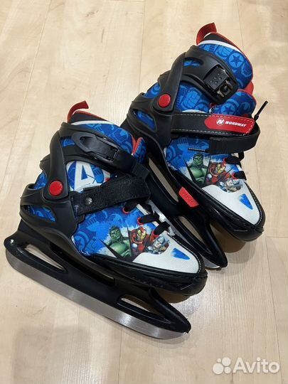 Коньки хоккейные детские