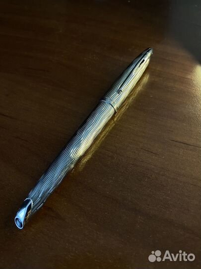Перьевая ручка Waterman Carene Essential