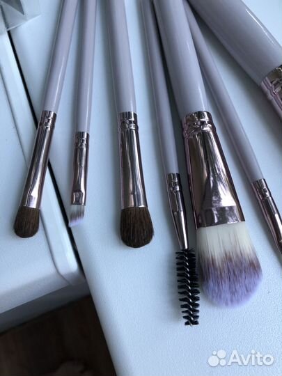 Набор кистей для макияжа с кёрлером