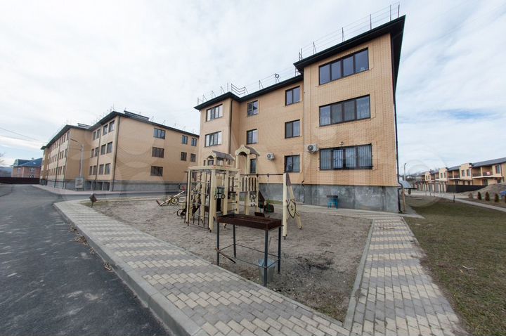 2-к. квартира, 68 м², 3/3 эт.