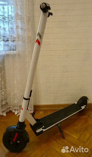 Электросамокат midway 0810 на запчасти