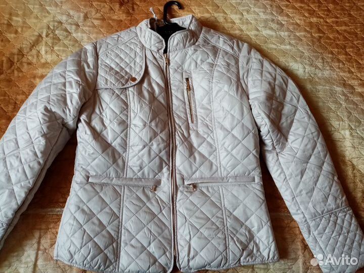 Куртка женская (новая)
