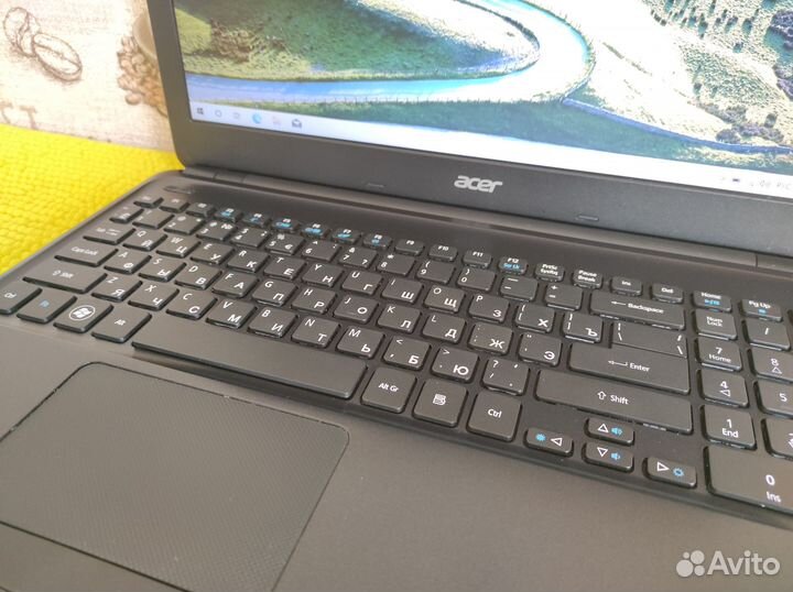 Быстрый ноут Acer Core i3 + GT 820m + SSD + 8Gb