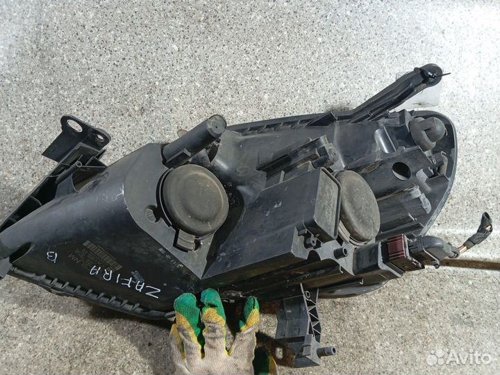 Фара правая, Opel Zafira 2 (B) 2007