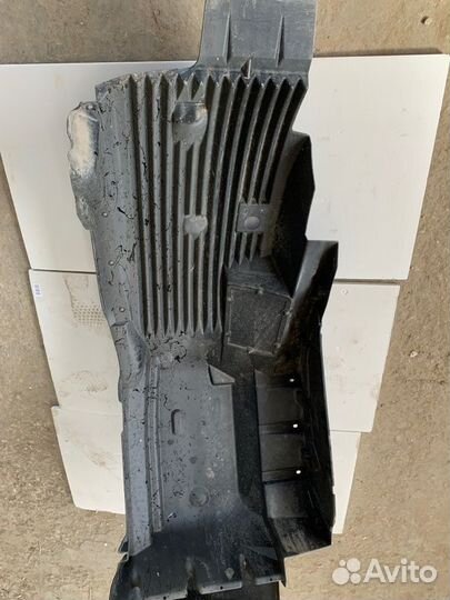 Крыло переднее переднее левое Man Tgx 18.440