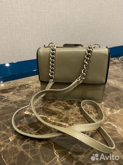 Продам брендовую сумку Roberto Cavalli