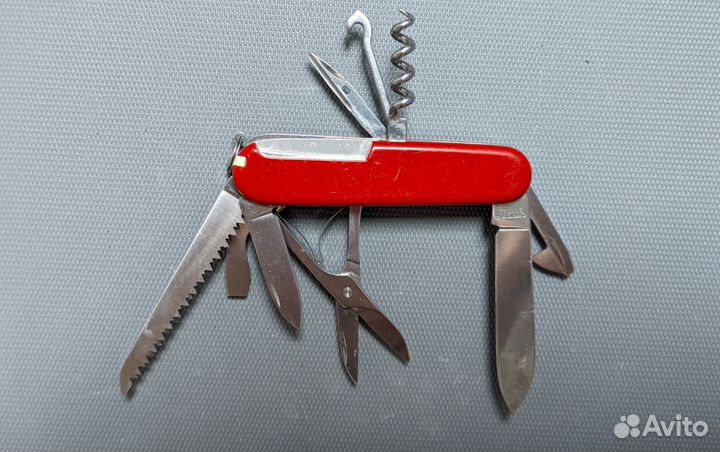 Складной нож Victorinox Huntsman