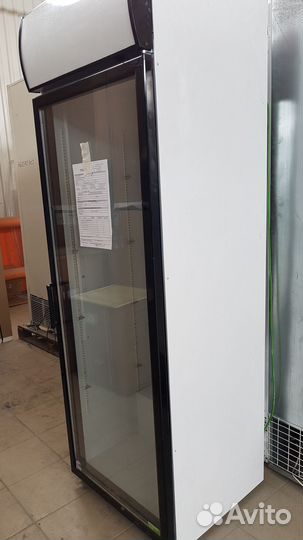 Холодильный шкаф для магазина