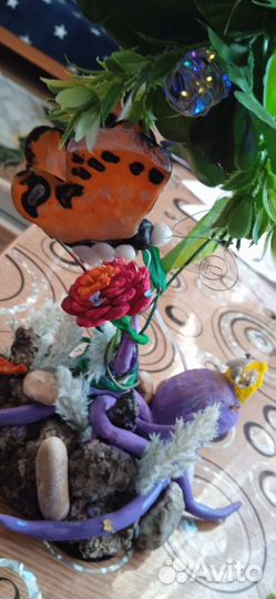 Осьминог с розой