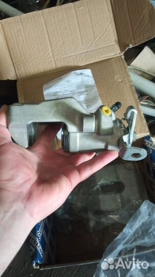 Суппорт тормозной Renault Scenic