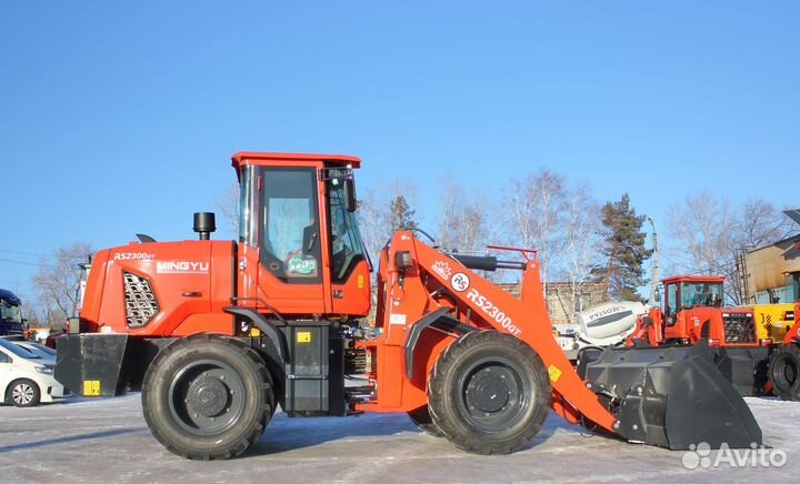 Фронтальный погрузчик Redstar 2300GT, 2024