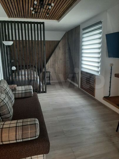 2-к. квартира, 65 м², 3/3 эт.