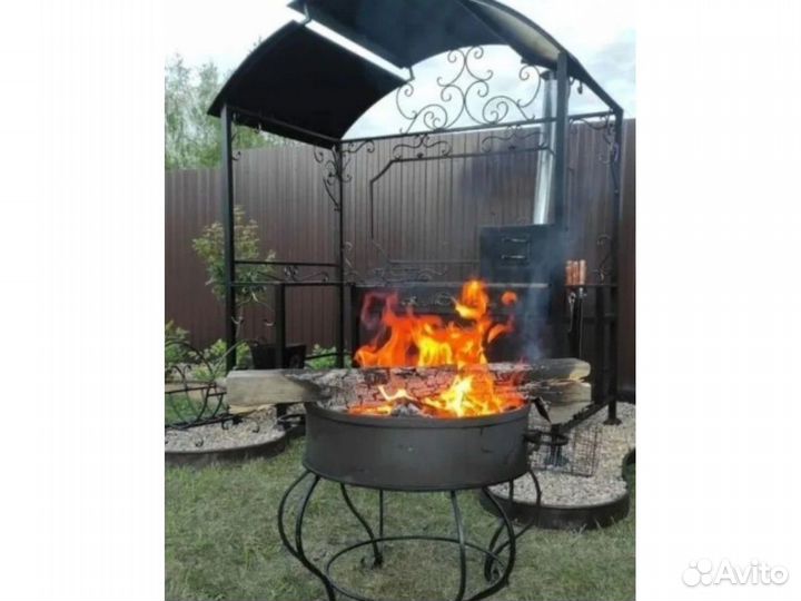Мангал кованый с печкой и крышей Париж