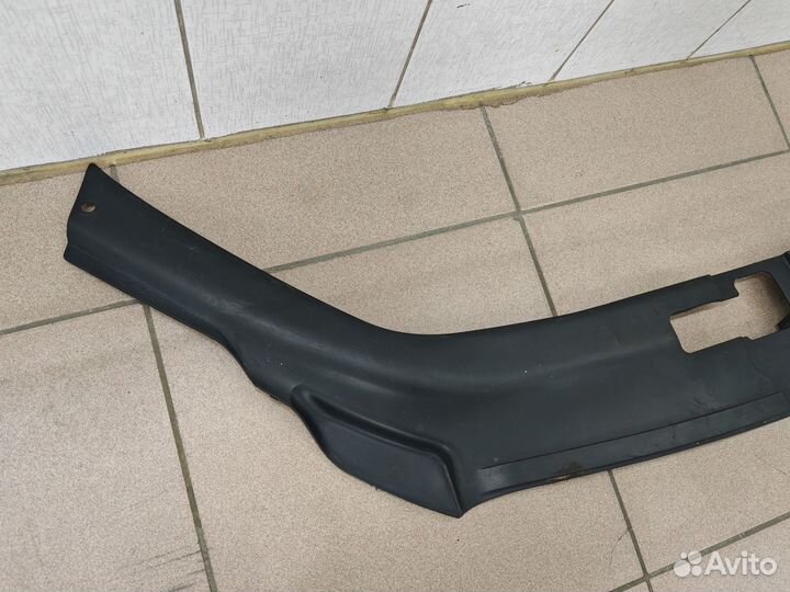 Накладка бампера верх Audi Q7 4L 4L0807081