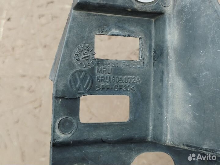 Кронштейн фары правой поло седан 2015-2020 г