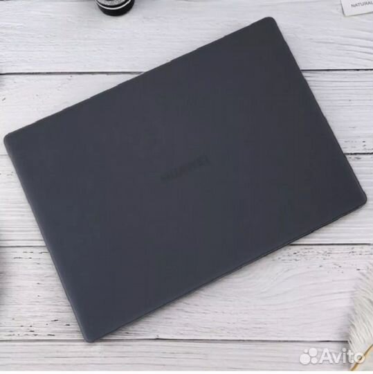 Чехол-накладка для ноутбука Huawei