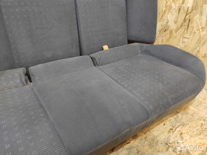 Задние сиденья Mitsubishi Lancer 9